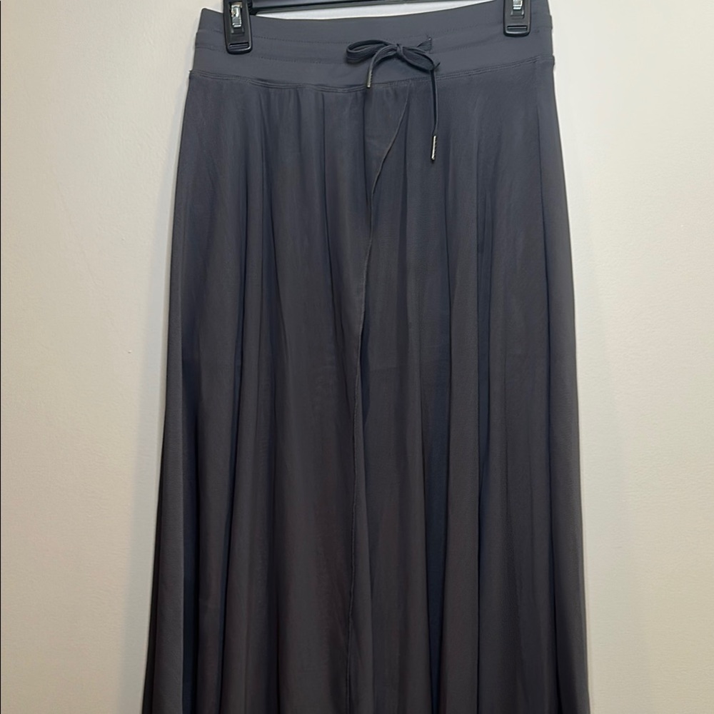 HALARA Black A-Line Maxi Skirt with Tie Front
